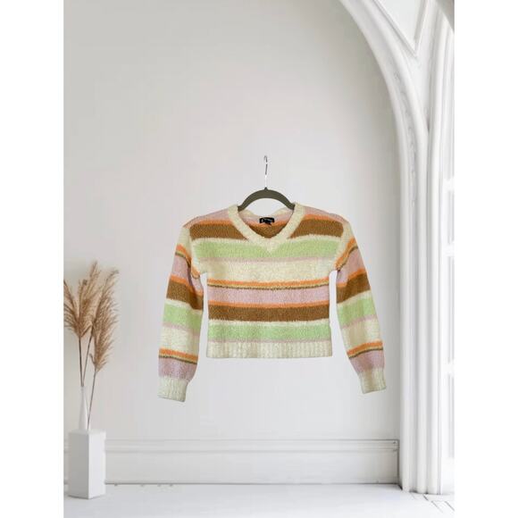 Girls Art Class Soft Pullover Sweater Size Small 6/6X - Picture 1 of 6